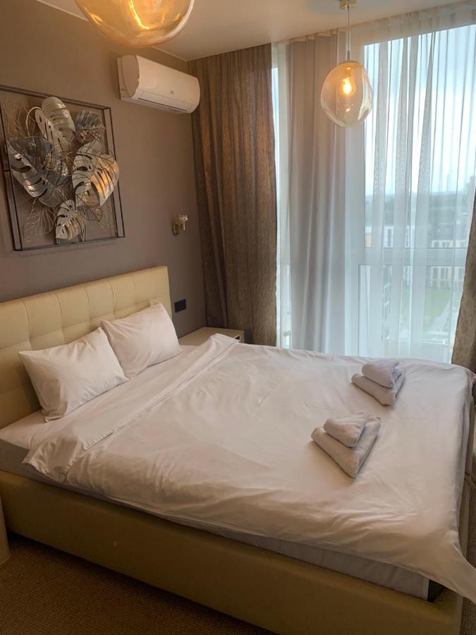 Nyvky Like Home - Fayna Town - Apt 398 基輔 外观 照片